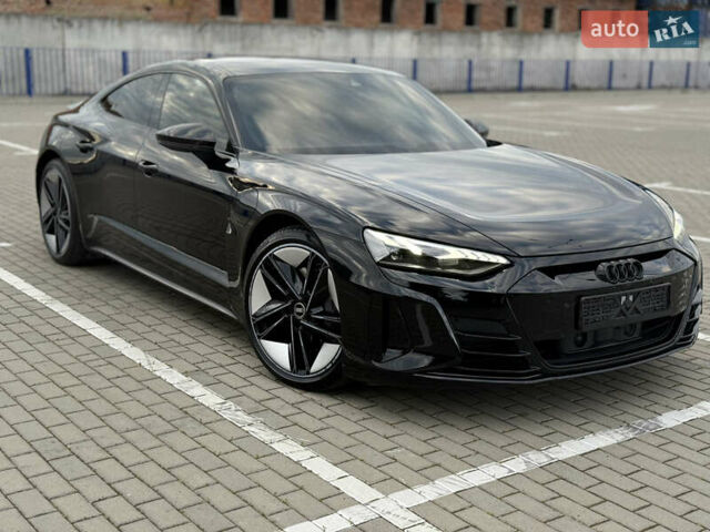 Черный Ауди e-tron GT, объемом двигателя 0 л и пробегом 93 тыс. км за 52900 $, фото 16 на Automoto.ua