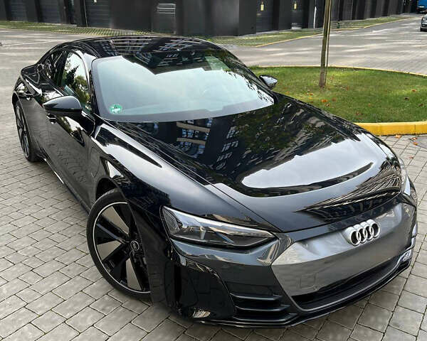 Черный Ауди e-tron GT, объемом двигателя 0 л и пробегом 14 тыс. км за 57000 $, фото 1 на Automoto.ua