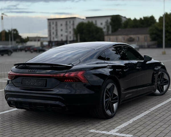 Черный Ауди e-tron GT, объемом двигателя 0 л и пробегом 93 тыс. км за 52900 $, фото 24 на Automoto.ua