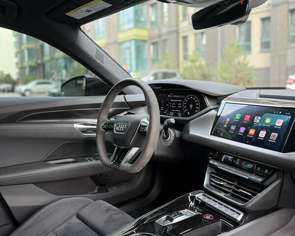 Черный Ауди e-tron GT, объемом двигателя 0 л и пробегом 31 тыс. км за 50000 $, фото 38 на Automoto.ua