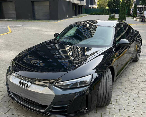 Черный Ауди e-tron GT, объемом двигателя 0 л и пробегом 14 тыс. км за 57000 $, фото 10 на Automoto.ua