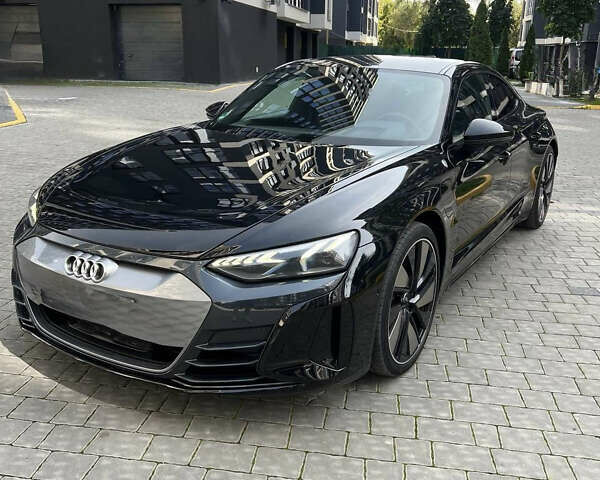 Черный Ауди e-tron GT, объемом двигателя 0 л и пробегом 14 тыс. км за 57000 $, фото 2 на Automoto.ua