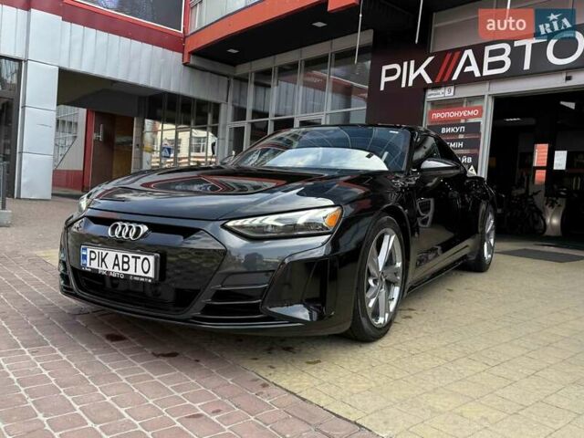 Черный Ауди e-tron GT, объемом двигателя 0 л и пробегом 33 тыс. км за 59900 $, фото 1 на Automoto.ua