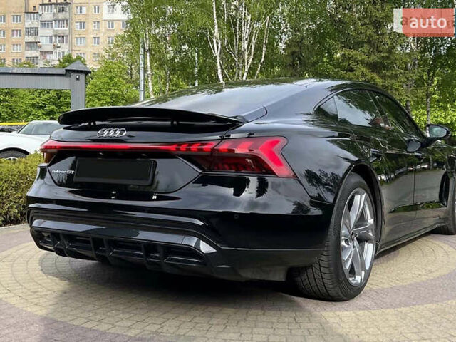 Черный Ауди e-tron GT, объемом двигателя 0 л и пробегом 4 тыс. км за 71000 $, фото 5 на Automoto.ua