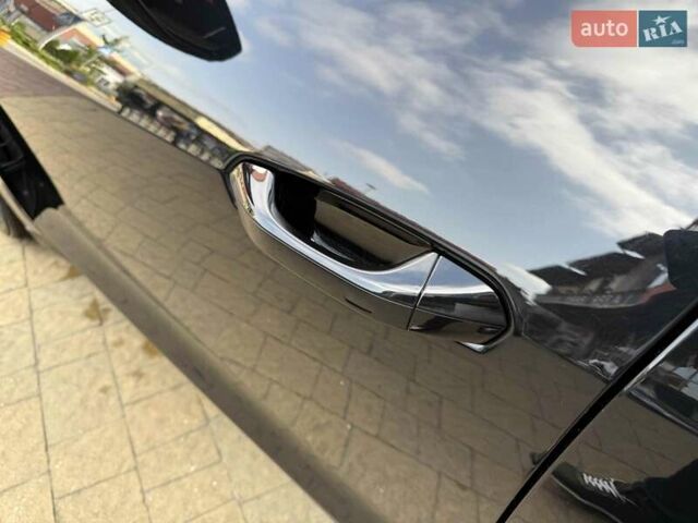 Черный Ауди e-tron GT, объемом двигателя 0 л и пробегом 33 тыс. км за 59900 $, фото 10 на Automoto.ua