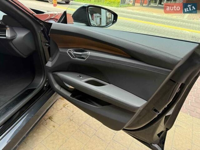 Черный Ауди e-tron GT, объемом двигателя 0 л и пробегом 33 тыс. км за 59900 $, фото 40 на Automoto.ua