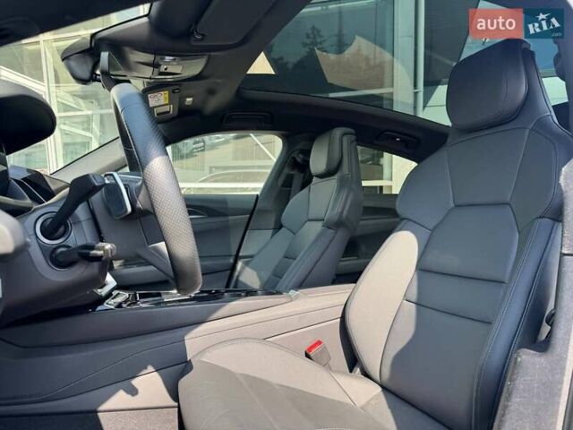Черный Ауди e-tron GT, объемом двигателя 0 л и пробегом 516 тыс. км за 57900 $, фото 12 на Automoto.ua