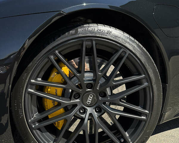 Черный Ауди e-tron GT, объемом двигателя 0 л и пробегом 63 тыс. км за 62500 $, фото 11 на Automoto.ua