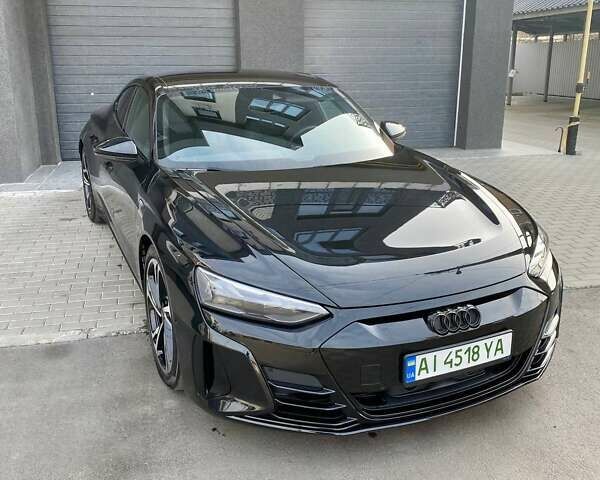 Черный Ауди e-tron GT, объемом двигателя 0 л и пробегом 40 тыс. км за 51450 $, фото 6 на Automoto.ua
