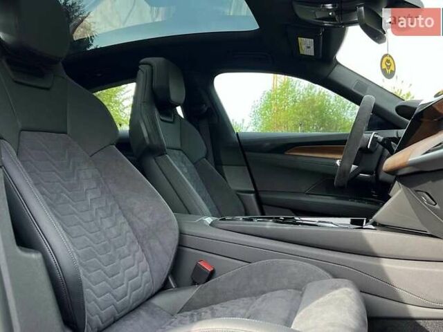 Черный Ауди e-tron GT, объемом двигателя 0 л и пробегом 4 тыс. км за 71000 $, фото 9 на Automoto.ua
