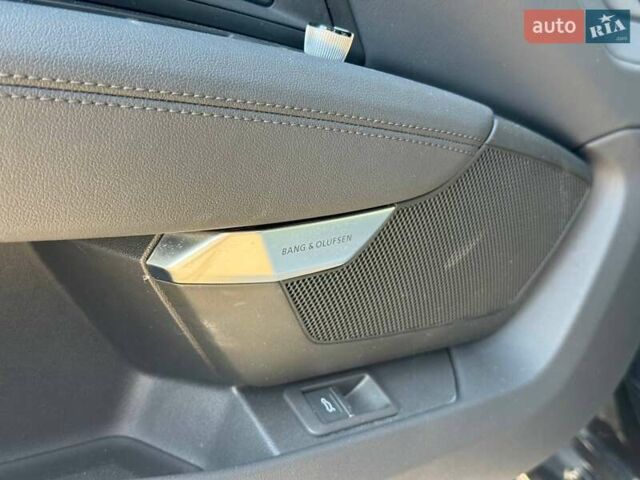 Черный Ауди e-tron GT, объемом двигателя 0 л и пробегом 516 тыс. км за 57900 $, фото 10 на Automoto.ua