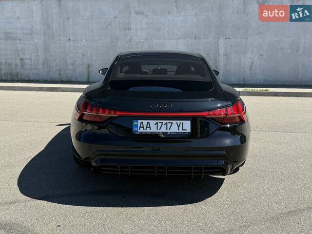 Черный Ауди e-tron GT, объемом двигателя 0 л и пробегом 63 тыс. км за 62500 $, фото 5 на Automoto.ua