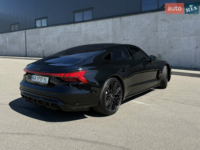 Черный Ауди e-tron GT, объемом двигателя 0 л и пробегом 63 тыс. км за 62500 $, фото 4 на Automoto.ua