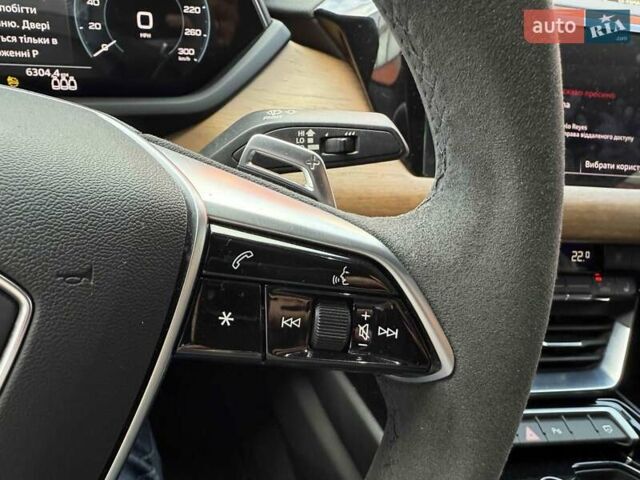 Черный Ауди e-tron GT, объемом двигателя 0 л и пробегом 33 тыс. км за 59900 $, фото 20 на Automoto.ua
