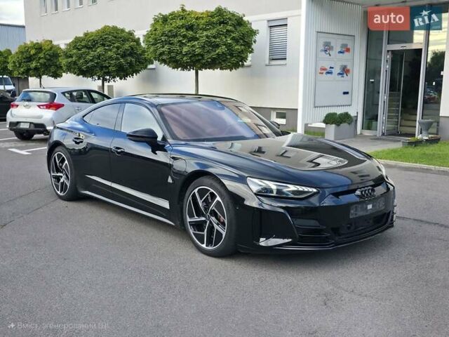 Черный Ауди e-tron GT, объемом двигателя 0 л и пробегом 73 тыс. км за 55900 $, фото 10 на Automoto.ua