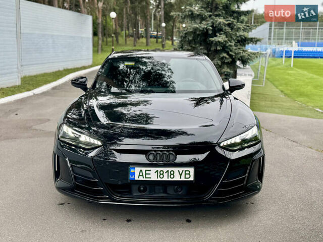 Черный Ауди e-tron GT, объемом двигателя 0 л и пробегом 5 тыс. км за 65500 $, фото 5 на Automoto.ua