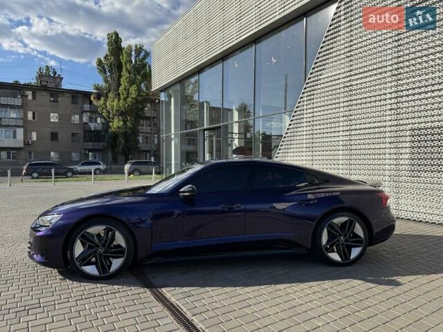 Фиолетовый Ауди e-tron GT, объемом двигателя 0 л и пробегом 24 тыс. км за 85000 $, фото 6 на Automoto.ua