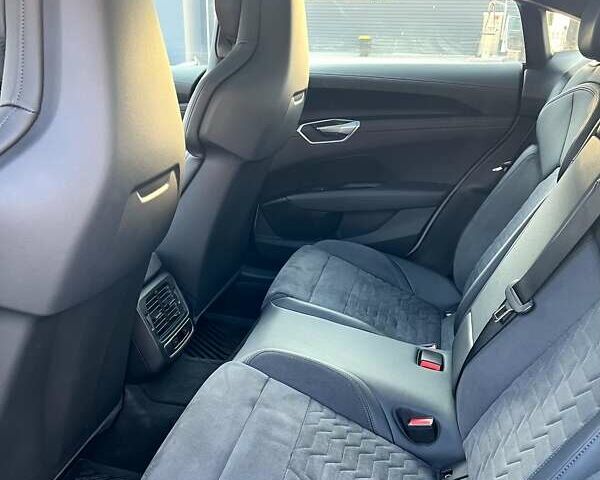 Ауди e-tron GT, объемом двигателя 0 л и пробегом 19 тыс. км за 52499 $, фото 9 на Automoto.ua
