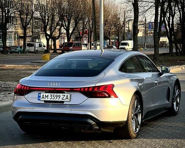 Ауди e-tron GT, объемом двигателя 0 л и пробегом 19 тыс. км за 52499 $, фото 2 на Automoto.ua