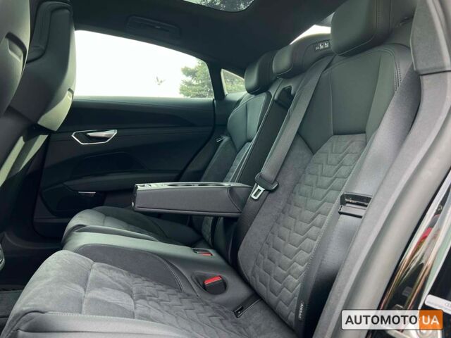 Сірий Ауді e-tron GT, об'ємом двигуна 93 л та пробігом 2 тис. км за 70900 $, фото 9 на Automoto.ua