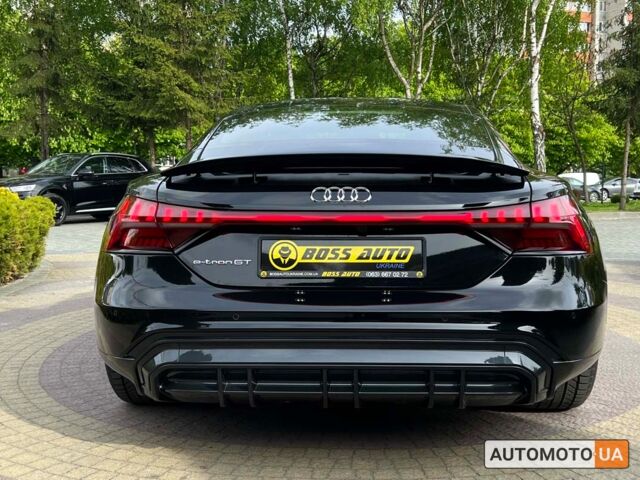 Серый Ауди e-tron GT, объемом двигателя 93 л и пробегом 2 тыс. км за 70900 $, фото 5 на Automoto.ua
