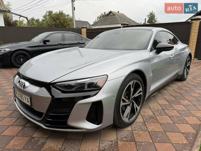 Серый Ауди e-tron GT, объемом двигателя 0 л и пробегом 68 тыс. км за 45500 $, фото 19 на Automoto.ua