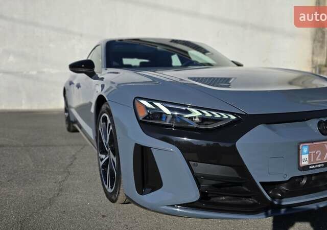 Серый Ауди e-tron GT, объемом двигателя 0 л и пробегом 26 тыс. км за 48500 $, фото 34 на Automoto.ua
