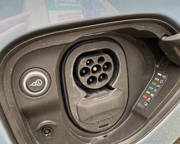 Серый Ауди e-tron GT, объемом двигателя 0 л и пробегом 58 тыс. км за 51499 $, фото 11 на Automoto.ua