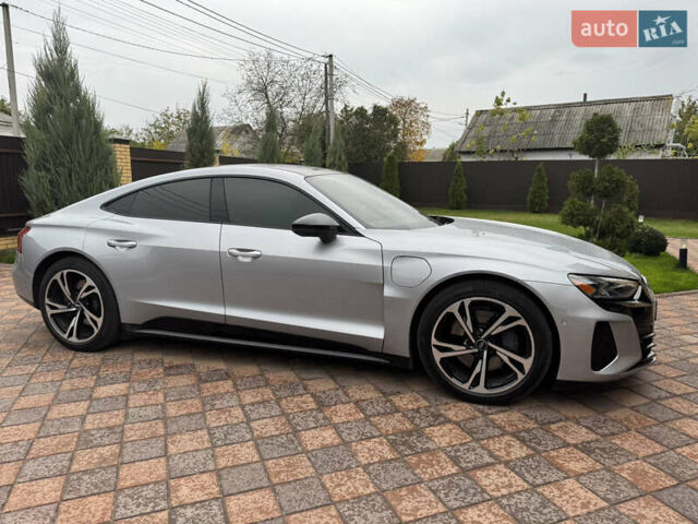 Серый Ауди e-tron GT, объемом двигателя 0 л и пробегом 68 тыс. км за 45500 $, фото 22 на Automoto.ua