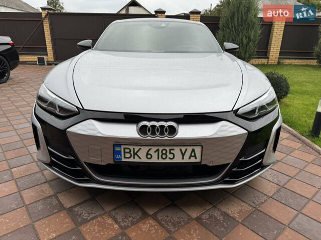 Серый Ауди e-tron GT, объемом двигателя 0 л и пробегом 68 тыс. км за 45500 $, фото 20 на Automoto.ua
