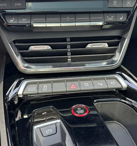 Серый Ауди e-tron GT, объемом двигателя 0 л и пробегом 90 тыс. км за 52800 $, фото 9 на Automoto.ua