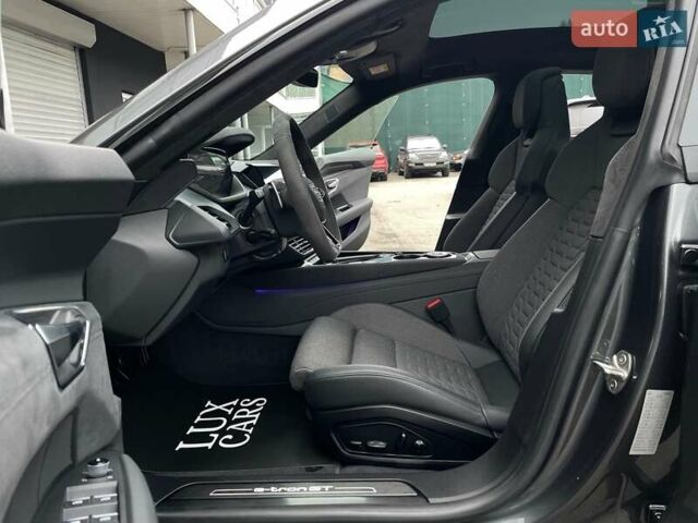 Сірий Ауді e-tron GT, об'ємом двигуна 0 л та пробігом 29 тис. км за 59900 $, фото 41 на Automoto.ua