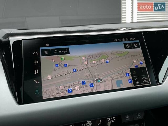 Сірий Ауді e-tron GT, об'ємом двигуна 0 л та пробігом 29 тис. км за 59900 $, фото 57 на Automoto.ua