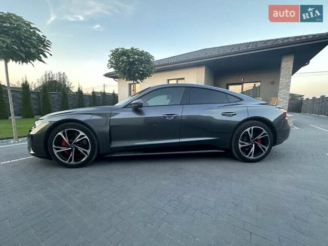 Серый Ауди e-tron GT, объемом двигателя 0 л и пробегом 38 тыс. км за 44500 $, фото 5 на Automoto.ua