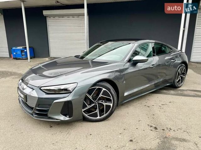 Сірий Ауді e-tron GT, об'ємом двигуна 0 л та пробігом 29 тис. км за 59900 $, фото 6 на Automoto.ua