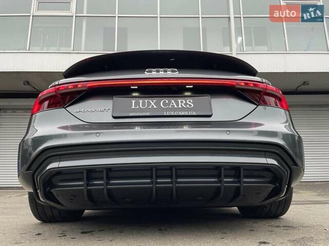 Сірий Ауді e-tron GT, об'ємом двигуна 0 л та пробігом 29 тис. км за 59900 $, фото 33 на Automoto.ua