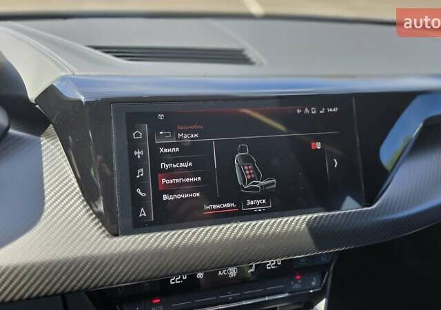 Серый Ауди e-tron GT, объемом двигателя 0 л и пробегом 26 тыс. км за 48500 $, фото 16 на Automoto.ua