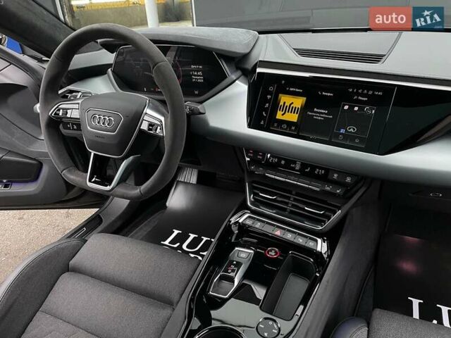 Сірий Ауді e-tron GT, об'ємом двигуна 0 л та пробігом 29 тис. км за 59900 $, фото 45 на Automoto.ua