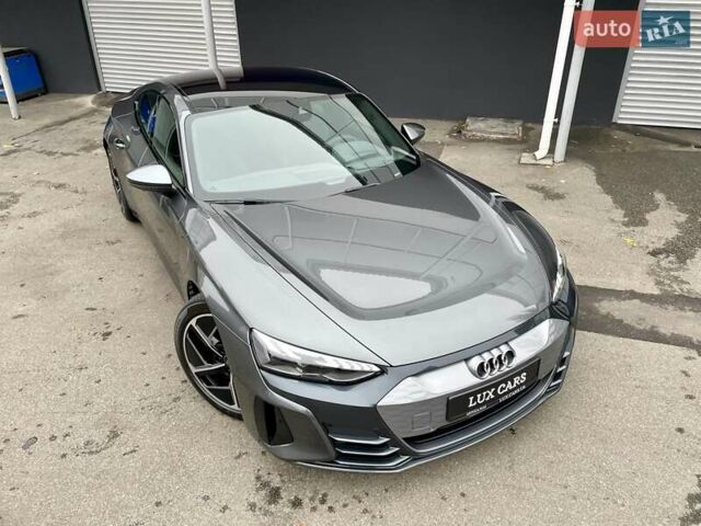 Сірий Ауді e-tron GT, об'ємом двигуна 0 л та пробігом 29 тис. км за 59900 $, фото 18 на Automoto.ua