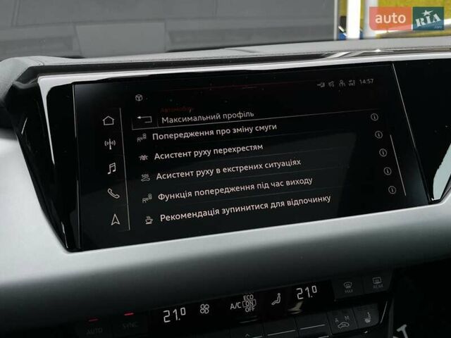 Сірий Ауді e-tron GT, об'ємом двигуна 0 л та пробігом 29 тис. км за 59900 $, фото 64 на Automoto.ua