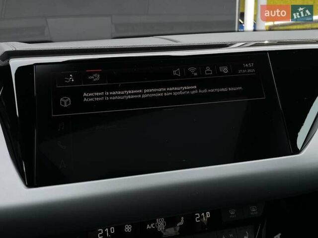 Сірий Ауді e-tron GT, об'ємом двигуна 0 л та пробігом 29 тис. км за 59900 $, фото 65 на Automoto.ua