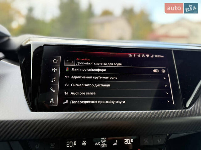 Серый Ауди e-tron GT, объемом двигателя 0 л и пробегом 94 тыс. км за 48900 $, фото 44 на Automoto.ua