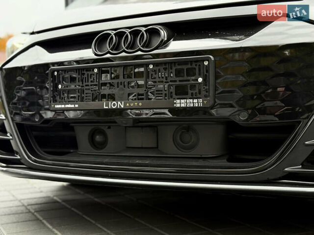 Серый Ауди e-tron GT, объемом двигателя 0 л и пробегом 94 тыс. км за 48900 $, фото 2 на Automoto.ua