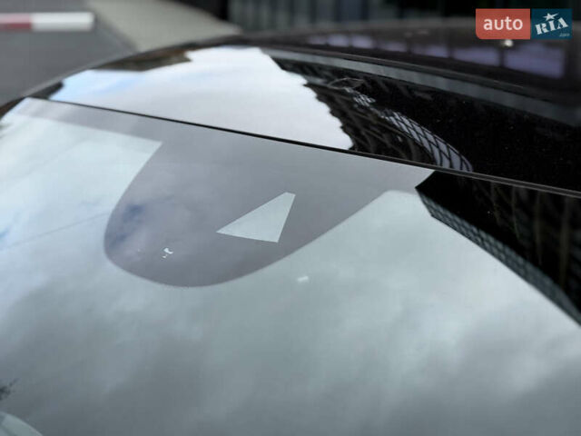 Серый Ауди e-tron GT, объемом двигателя 0 л и пробегом 94 тыс. км за 48900 $, фото 13 на Automoto.ua