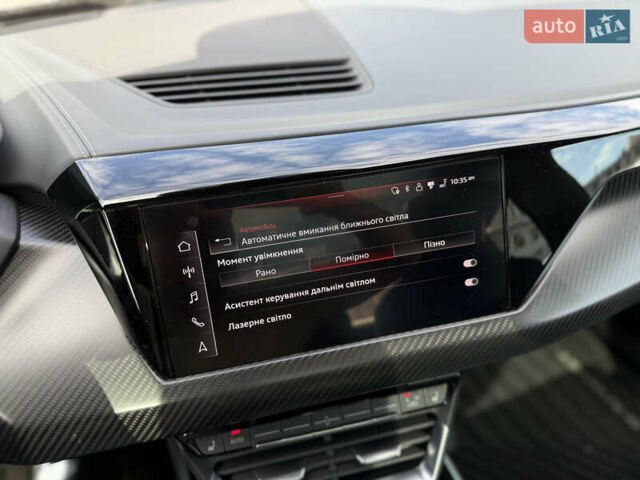 Серый Ауди e-tron GT, объемом двигателя 0 л и пробегом 94 тыс. км за 44500 $, фото 53 на Automoto.ua