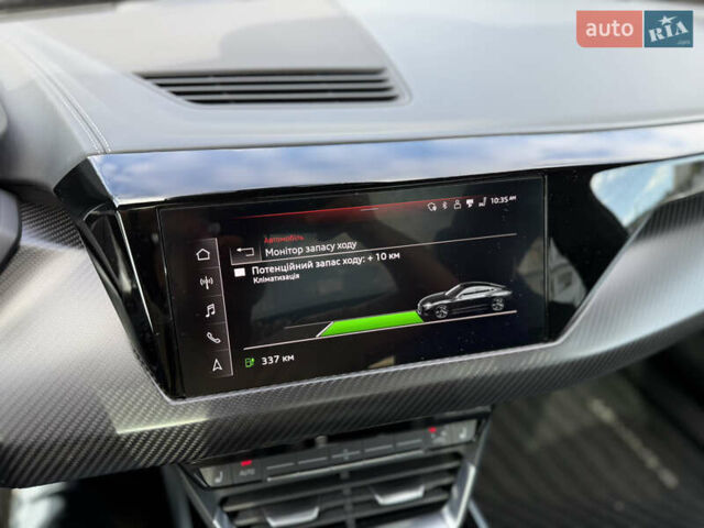 Серый Ауди e-tron GT, объемом двигателя 0 л и пробегом 94 тыс. км за 44500 $, фото 49 на Automoto.ua