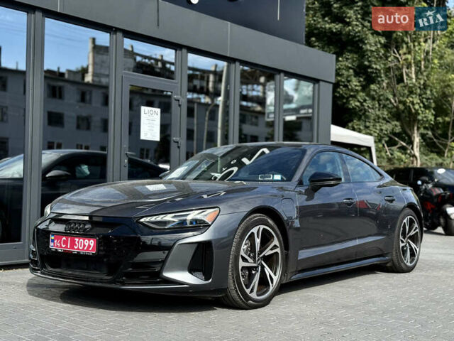 Серый Ауди e-tron GT, объемом двигателя 0 л и пробегом 94 тыс. км за 44500 $, фото 28 на Automoto.ua