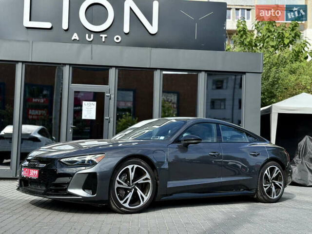 Серый Ауди e-tron GT, объемом двигателя 0 л и пробегом 94 тыс. км за 44500 $, фото 2 на Automoto.ua