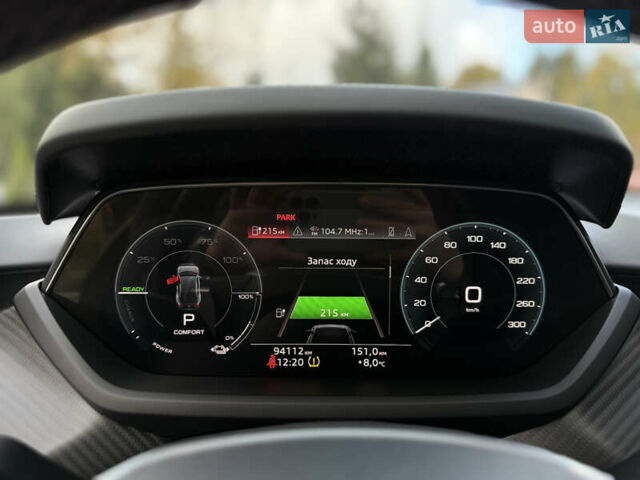 Серый Ауди e-tron GT, объемом двигателя 0 л и пробегом 94 тыс. км за 48900 $, фото 34 на Automoto.ua