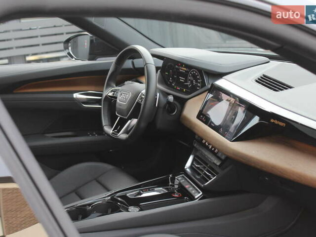 Сірий Ауді e-tron GT, об'ємом двигуна 0 л та пробігом 52 тис. км за 57700 $, фото 28 на Automoto.ua